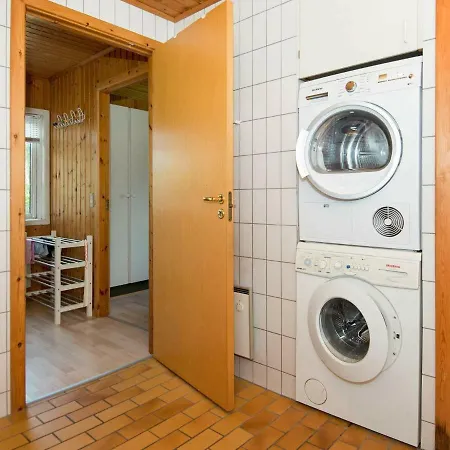 Three-bedroom Holiday In Orsted 4 Semesterbostad *